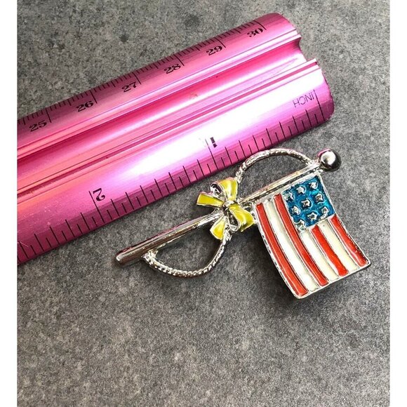 Patriotic American Flag Brooch Pin With Yellow Bow & Silver Accents - Picture 4 of 4